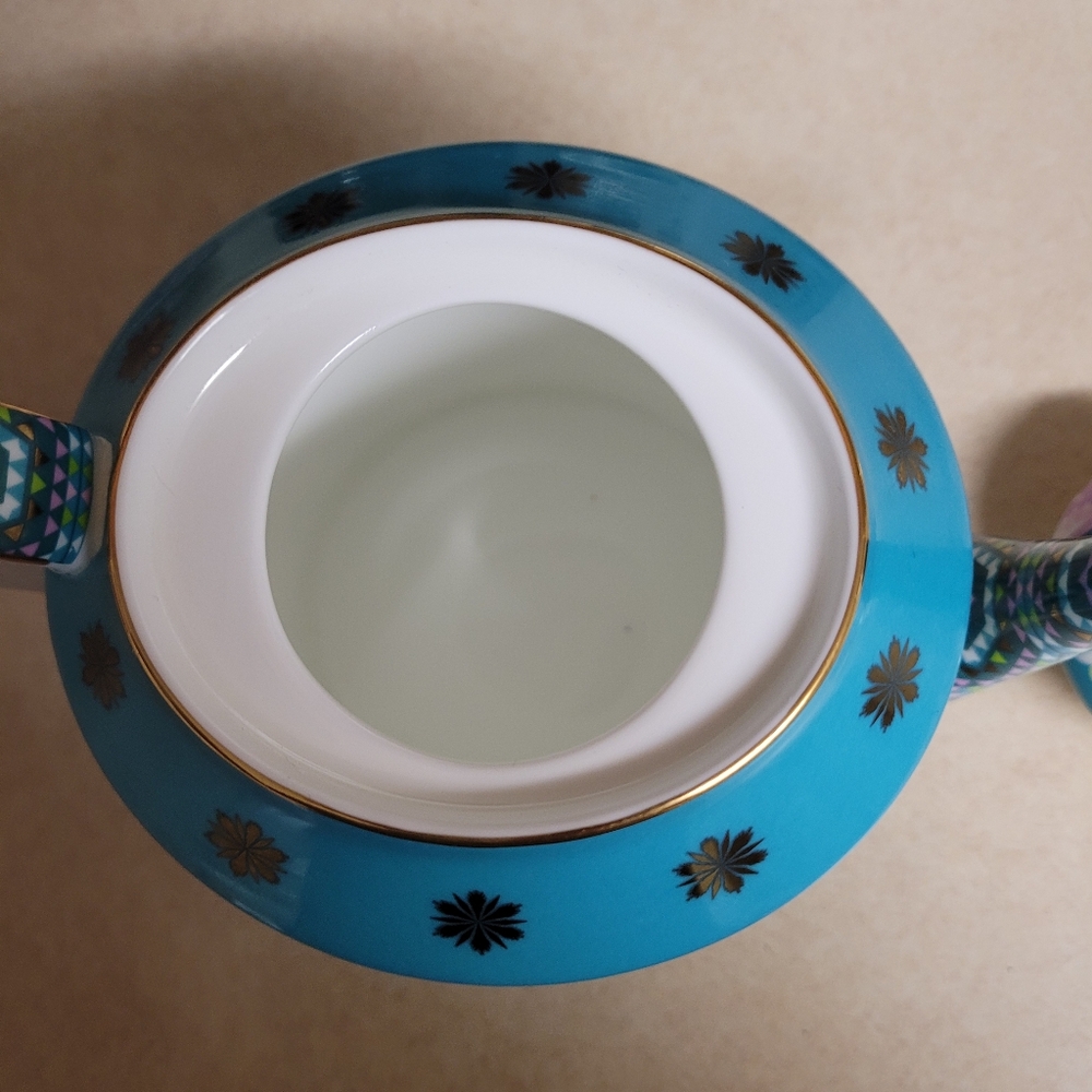 T2 Tea teapot NWT - Picture 6 of 7